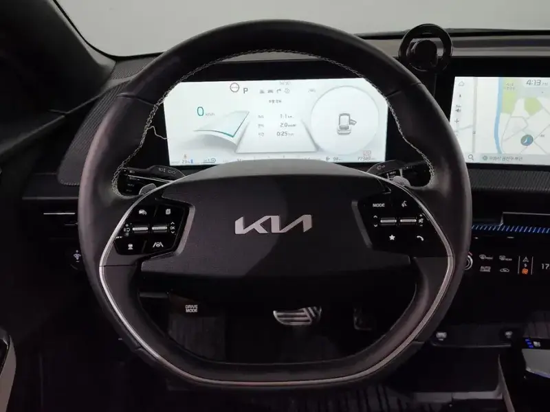 2022 Kia EV6 с пробегом 77 389 км