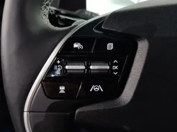 2022 Kia EV6 с пробегом 77 389 км