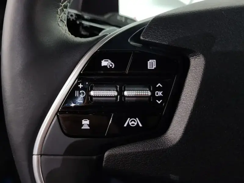 2022 Kia EV6 с пробегом 77 389 км