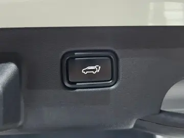 2022 Kia EV6 с пробегом 20 042 км