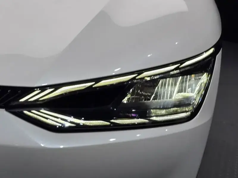 2022 Kia EV6 с пробегом 20 042 км