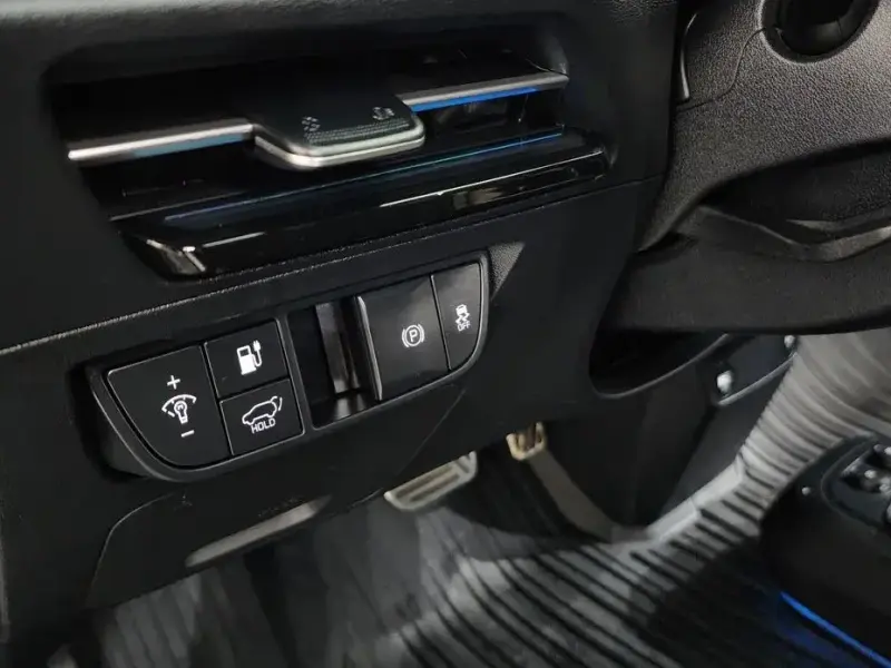 2022 Kia EV6 с пробегом 77 389 км
