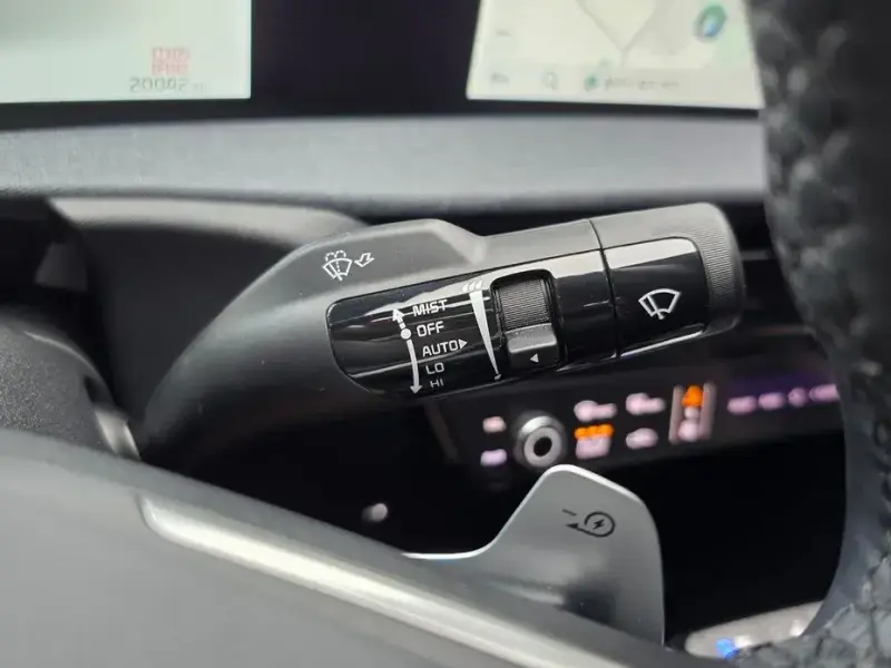 2022 Kia EV6 с пробегом 20 042 км