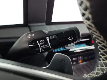 2022 Kia EV6 с пробегом 77 389 км