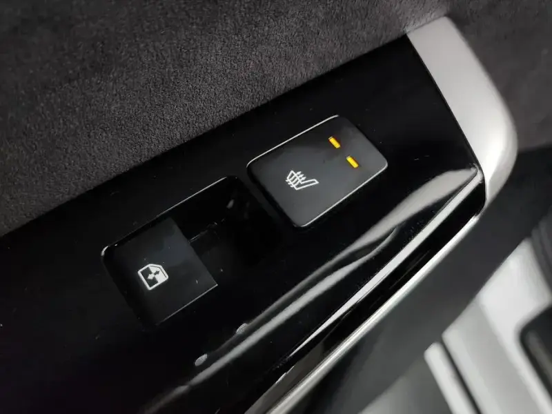 2022 Kia EV6 с пробегом 77 389 км