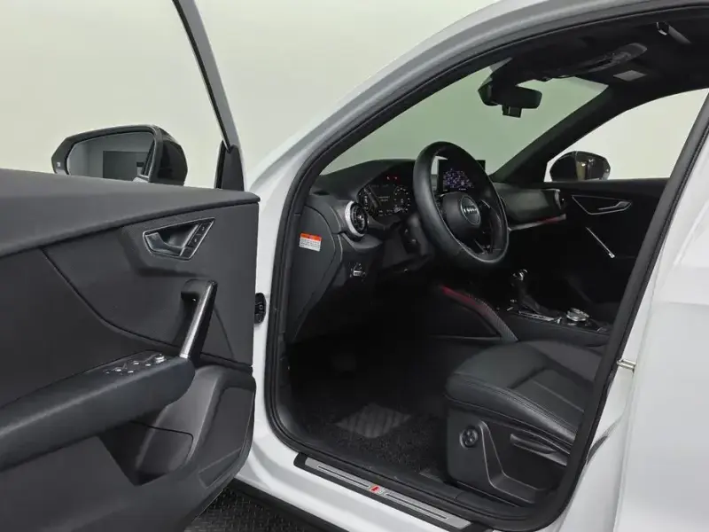 2023 Audi Q2 с пробегом 9 500 км