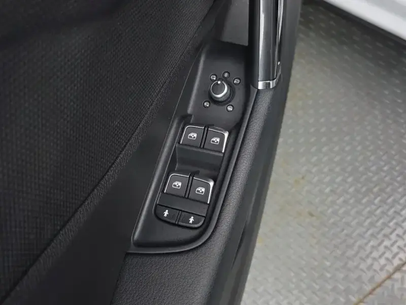 2023 Audi Q2 с пробегом 9 500 км