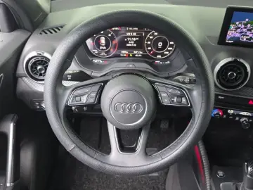 2023 Audi Q2 с пробегом 9 500 км