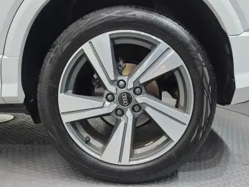 2023 Audi Q2 с пробегом 9 500 км