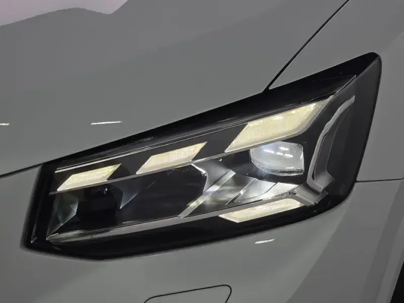 2023 Audi Q2 с пробегом 9 500 км