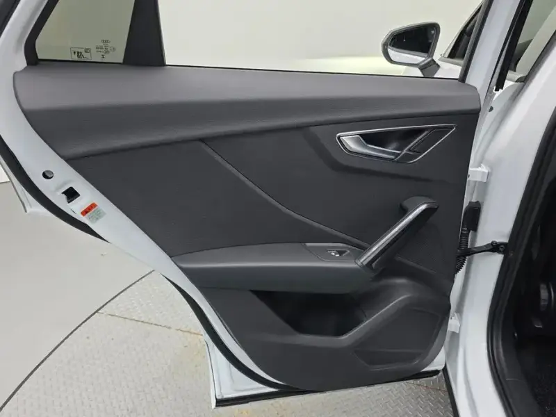 2023 Audi Q2 с пробегом 9 500 км