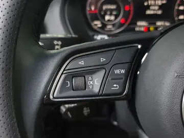 2023 Audi Q2 с пробегом 9 500 км