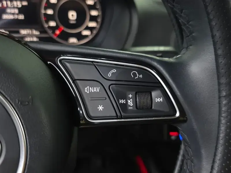2023 Audi Q2 с пробегом 9 500 км