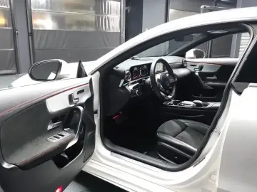 2022 Mercedes-Benz CLA с пробегом 40 692 км
