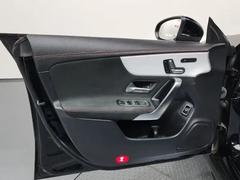 2022 Mercedes-Benz CLA с пробегом 29 906 км