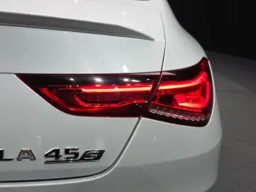 2023 Mercedes-Benz CLA с пробегом 93 650 км