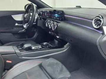 2022 Mercedes-Benz CLA с пробегом 41 822 км
