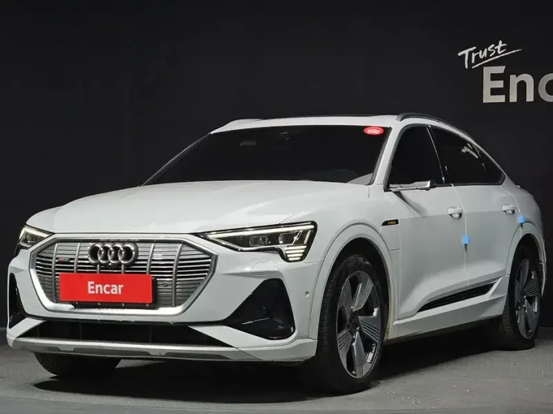 2022 Audi e-tron с пробегом 102 242 км