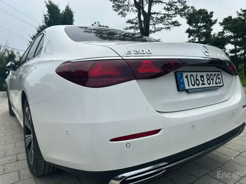 2024 Mercedes-Benz E-Класс с пробегом 27 200 км