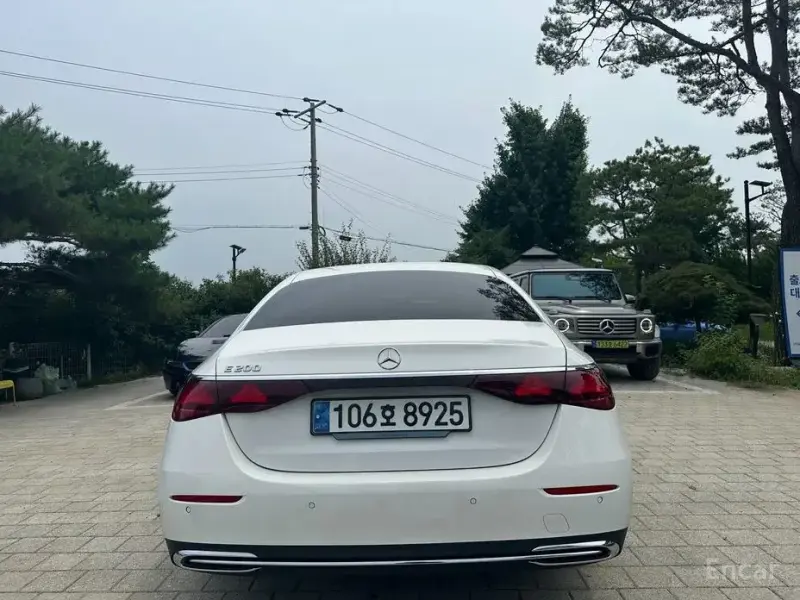 2024 Mercedes-Benz E-Класс с пробегом 27 200 км