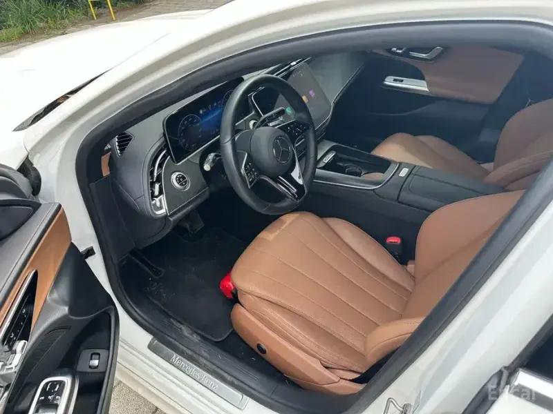 2024 Mercedes-Benz E-Класс с пробегом 27 200 км