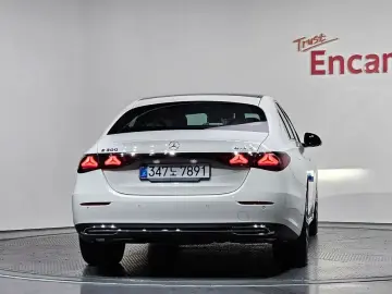 2025 Mercedes-Benz E-Класс с пробегом 617 км