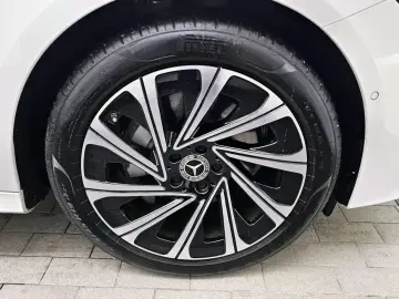 2025 Mercedes-Benz E-Класс с пробегом 617 км