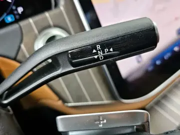 2025 Mercedes-Benz E-Класс с пробегом 617 км