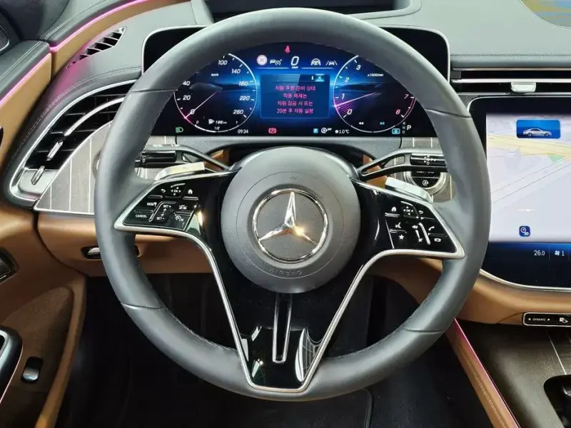 2025 Mercedes-Benz E-Класс с пробегом 617 км