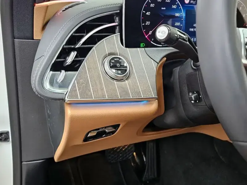2025 Mercedes-Benz E-Класс с пробегом 617 км