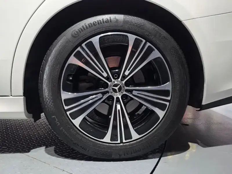 2024 Mercedes-Benz E-Класс с пробегом 34 729 км