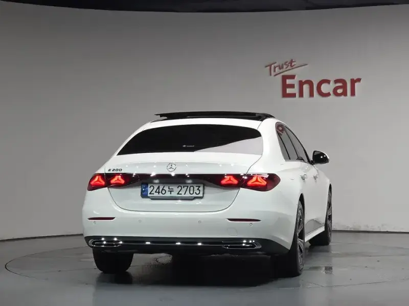 2024 Mercedes-Benz E-Класс с пробегом 3 522 км