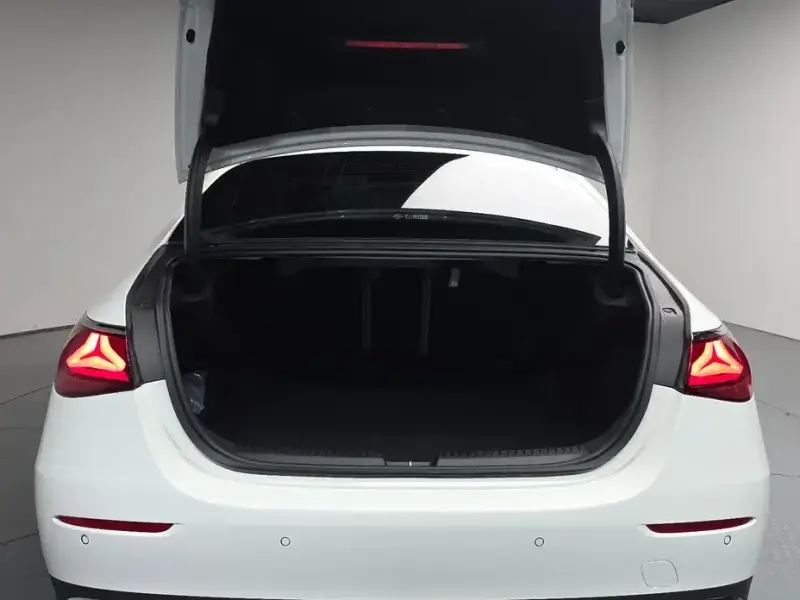 2024 Mercedes-Benz E-Класс с пробегом 3 522 км