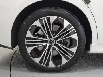 2025 Mercedes-Benz E-Класс с пробегом 14 064 км