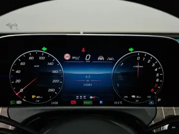 2025 Mercedes-Benz E-Класс с пробегом 14 064 км