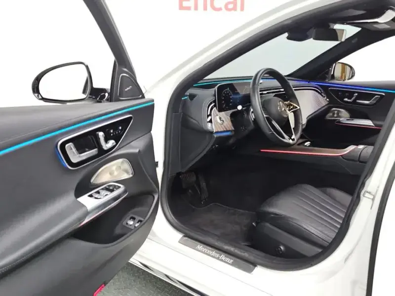 2025 Mercedes-Benz E-Класс с пробегом 14 064 км