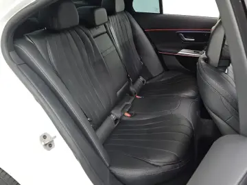 2025 Mercedes-Benz E-Класс с пробегом 14 064 км