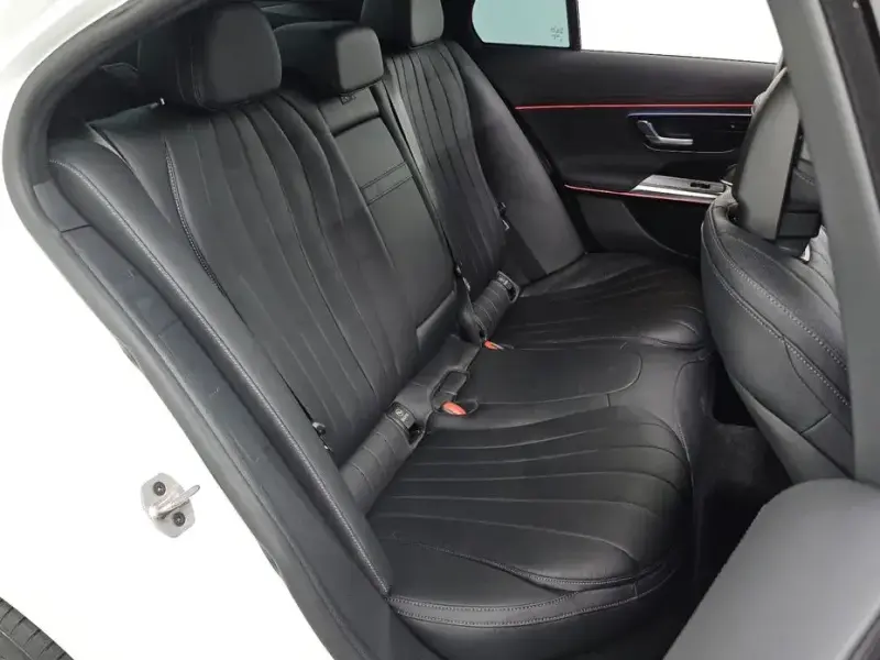 2025 Mercedes-Benz E-Класс с пробегом 14 064 км