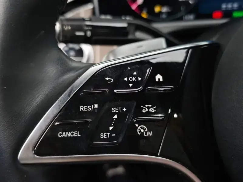 2025 Mercedes-Benz E-Класс с пробегом 14 064 км