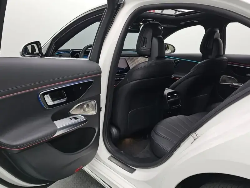 2025 Mercedes-Benz E-Класс с пробегом 14 064 км