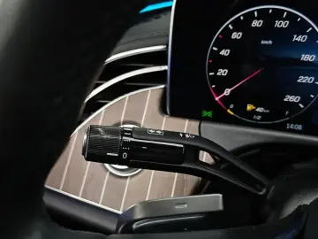 2025 Mercedes-Benz E-Класс с пробегом 14 064 км