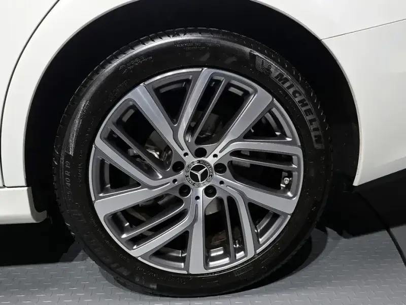 2024 Mercedes-Benz E-Класс с пробегом 14 155 км