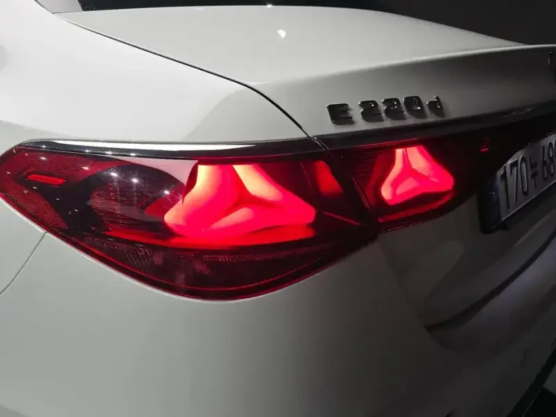 2024 Mercedes-Benz E-Класс с пробегом 14 155 км