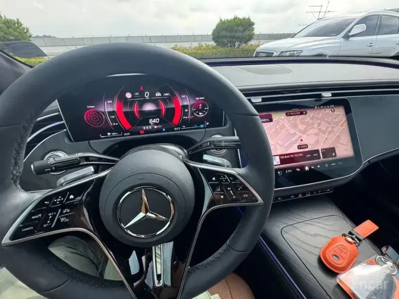 2025 Mercedes-Benz E-Класс с пробегом 4 594 км