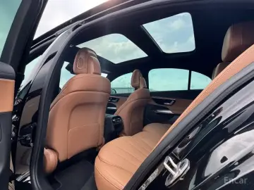 2025 Mercedes-Benz E-Класс с пробегом 4 594 км
