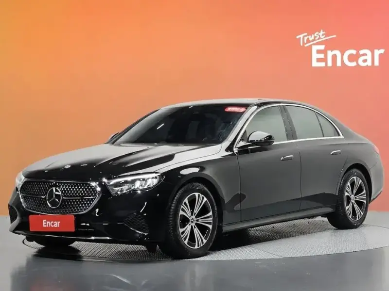 2025 Mercedes-Benz E-Класс с пробегом 4 351 км