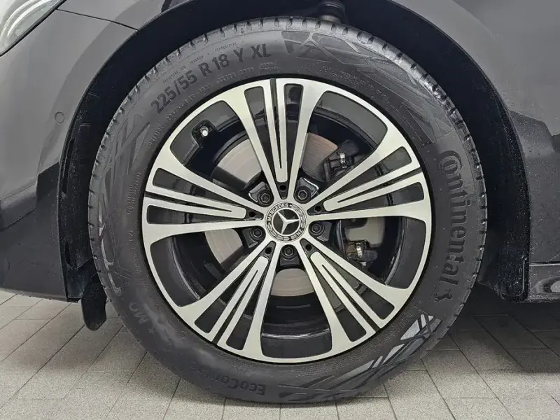2025 Mercedes-Benz E-Класс с пробегом 4 351 км