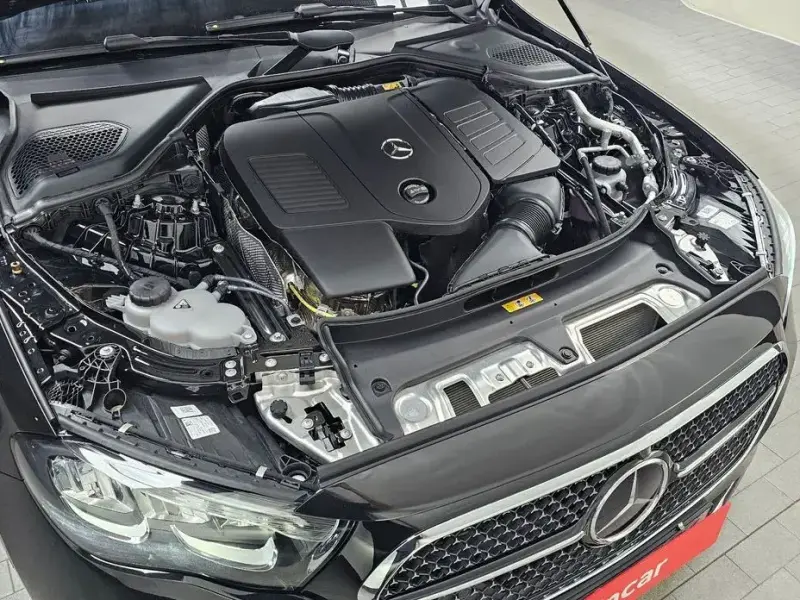 2025 Mercedes-Benz E-Класс с пробегом 4 351 км