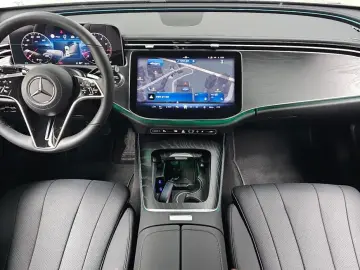 2025 Mercedes-Benz E-Класс с пробегом 4 351 км