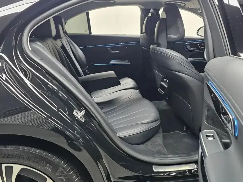 2025 Mercedes-Benz E-Класс с пробегом 4 351 км